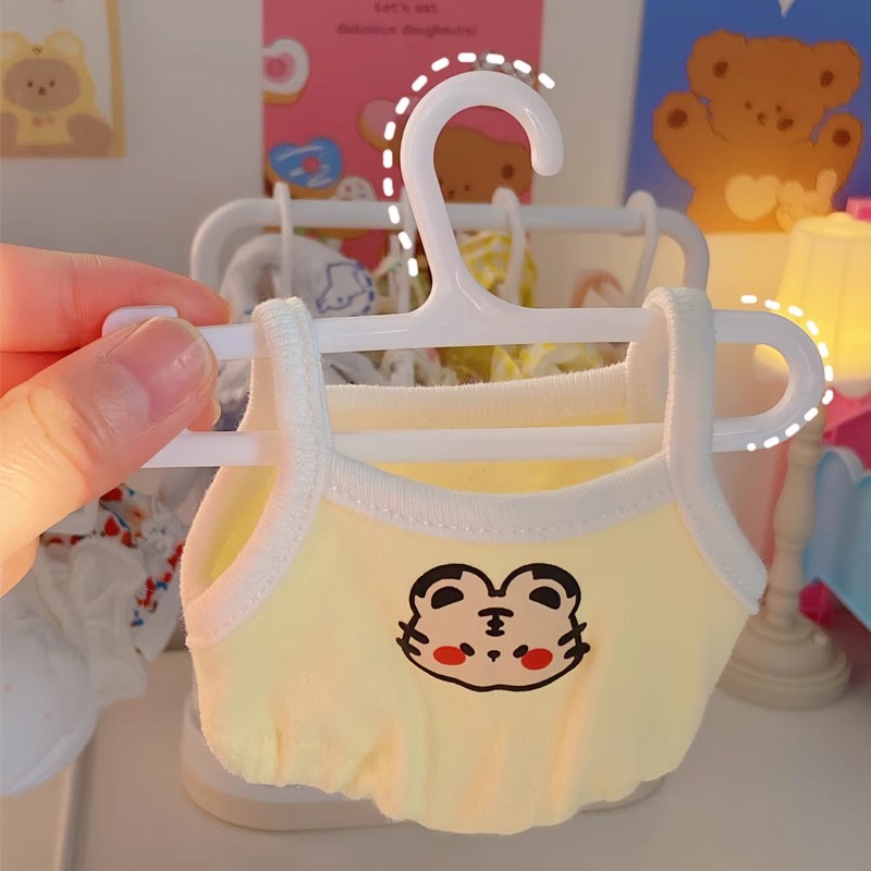 Porte-vêtements de poupée en c - Baby Clothing Types avis et prix